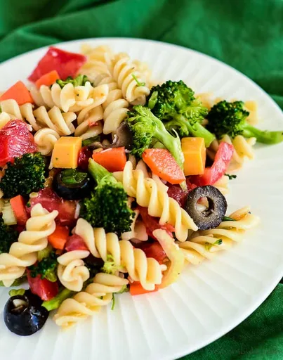 Ensalada de Pasta Fría con Aliño Italiano
