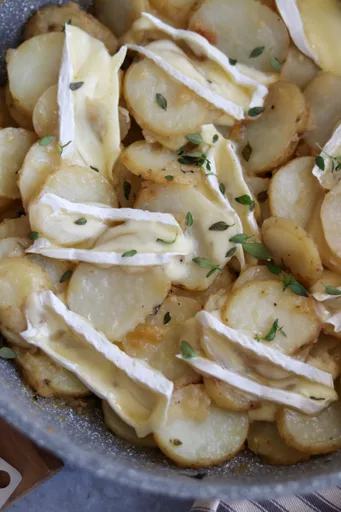 Patatas al Tomillo y Brie
