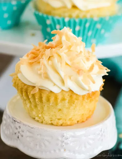 Coconut Cupcakes with Cream Cheese Frosting