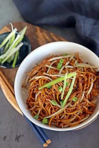 Pollo Chow Mein