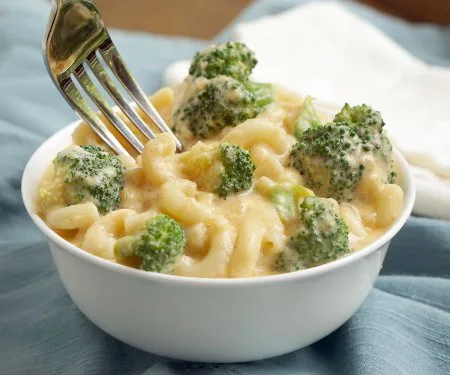 Stove Top Mac and Cheese with Broccoli