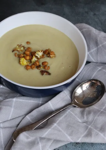 Spiced Chickpea & Cauliflower Soup