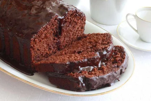 Pastel de chocolate engañoso