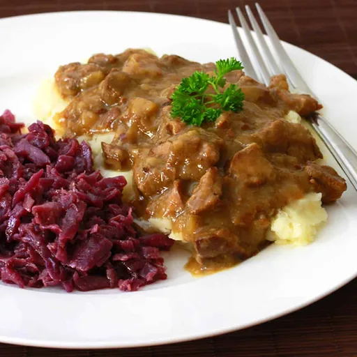 Hachee (Dutch Beef & Onion Stew)
