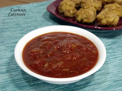 Basic Pomodoro Sauce (Homemade Marinara Sauce)