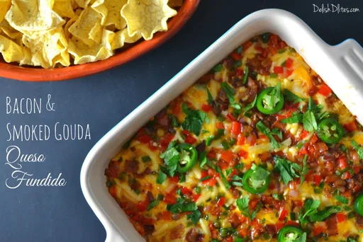 Queso fundido con bacon y gouda ahumado