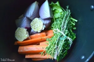 Caldo de pollo casero