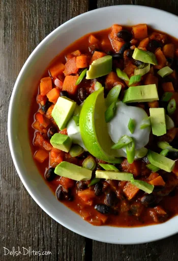 Smoky Sweet Potato and Black Bean Chili