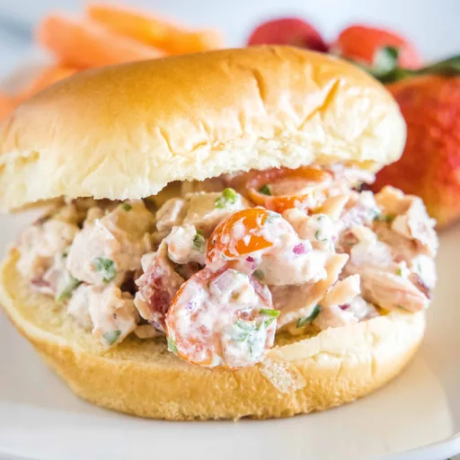 Ensalada de Pollo BLT