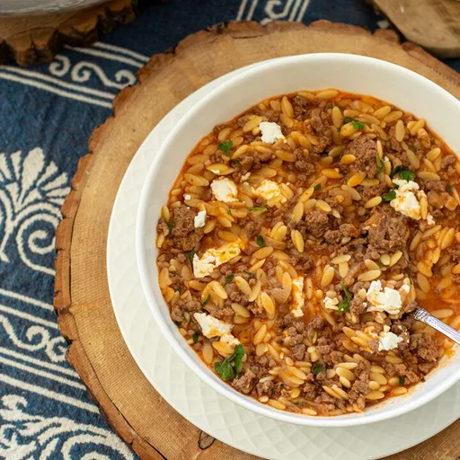 Kritharaki Me Kima (One-Pot Greek Orzo with Meat Sauce) – Ready in Under 1 Hour