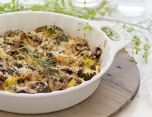 Recetas con brócoli: cómo hacer una Cacerola de brócoli champiñones gratinados