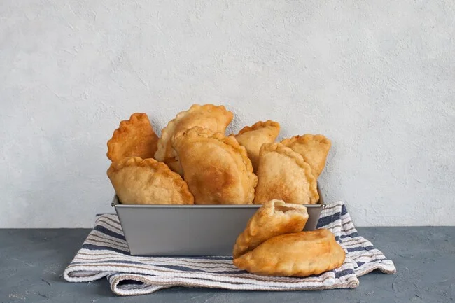 Cómo hacer masa para empanadas dulces o saladas. Nunca volverás a comprarla en el súper