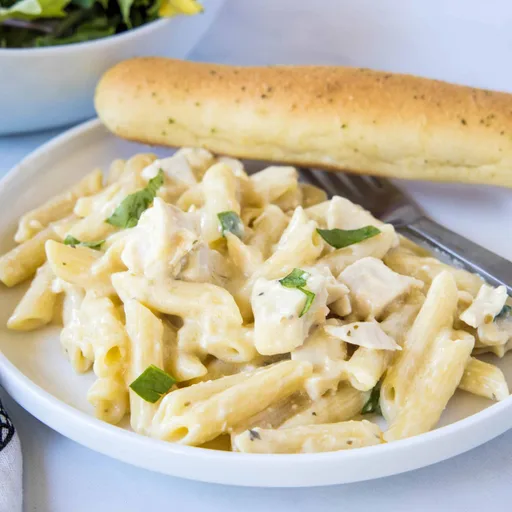 Pasta con pollo estilo Olive Garden