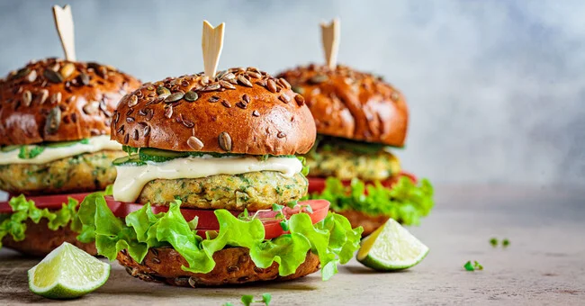Recetas con garbanzos cocidos: cómo hacer Hamburguesas de garbanzo, una opción saludable, rica y fácil de hacer en casa