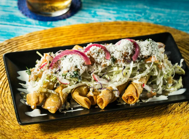 Recetas de comida vegetariana: cómo hacer Tacos dorados de setas y zanahoria