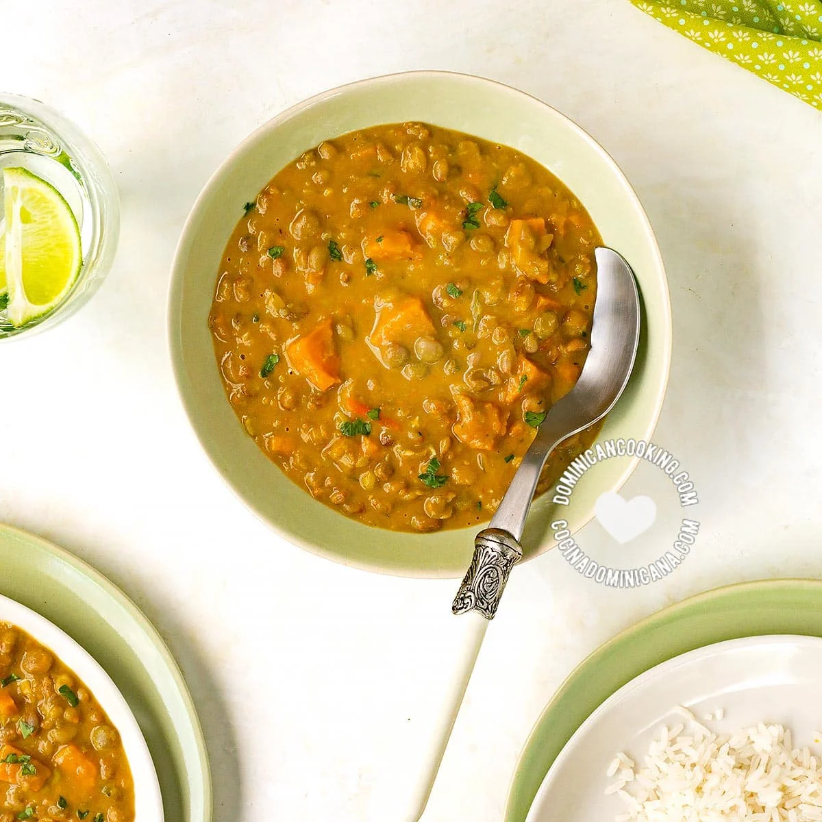 Guandules con Coco [Video+Recipe] Pigeon Peas with Coconut