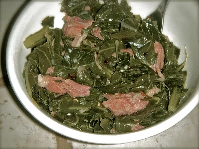 Southern Collard Greens Recipe w/ Smoked Turkey Legs (soul food style)