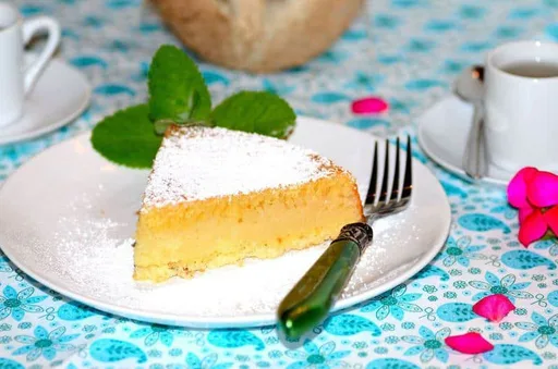 Bizcocho de maíz y coco (Bolo de Fubá com Coco)