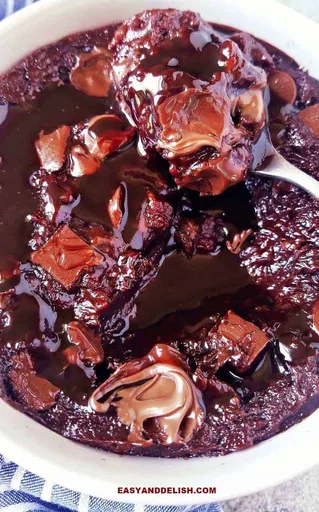Bolo de Chocolate na Caneca (Fit e com 5 Ingredientes)