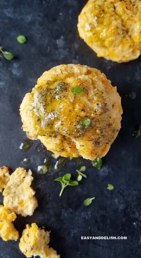 Copycat Red Lobster Low Carb Biscuits