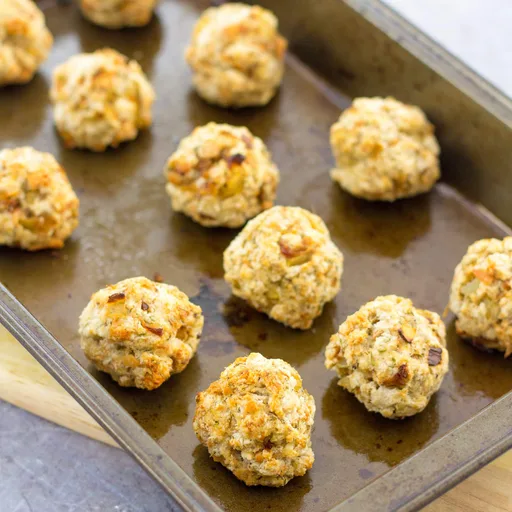 Easy Sage and Onion Stuffing Balls
