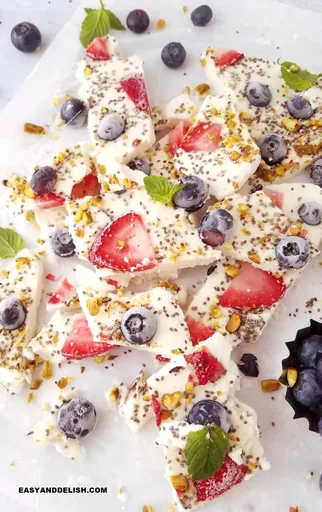 Frozen Yogurt Bark