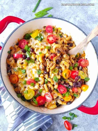5-Ingredient Black Bean Pasta Recipe (Chili Mac and Cheese)