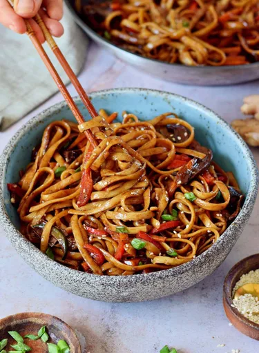 Fideos Salteados