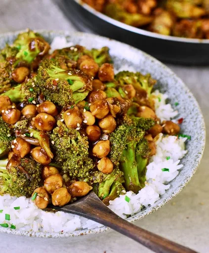 Salteado de Brócoli al Ajo