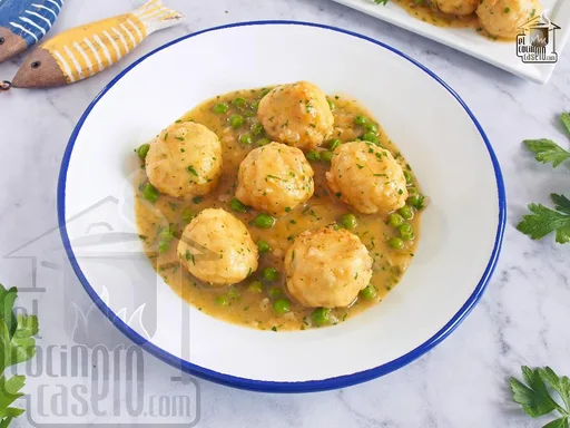 Albóndigas de merluza en salsa verde