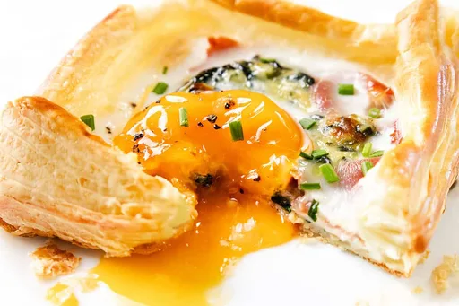 Cuadrados de hojaldre para el desayuno