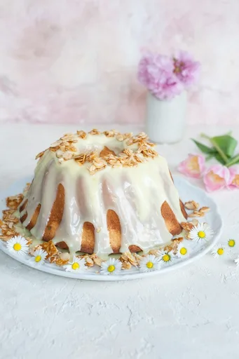 Almond bundt cake with white chocolate glaze