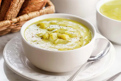 Sopa cremosa de apio