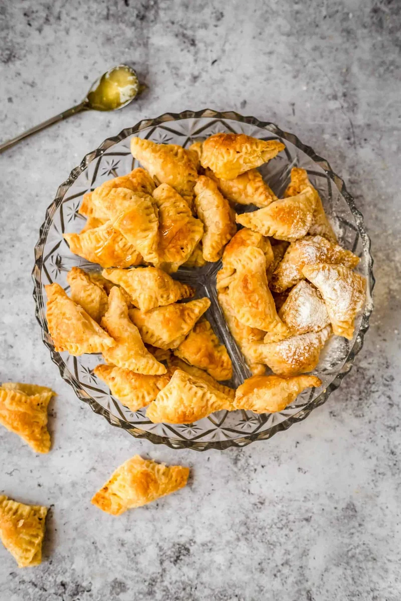 Cream Cheese Puff Pastry Bites