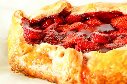 Easy Strawberry Galette
