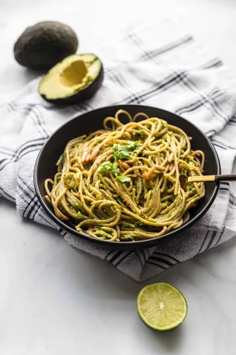 Pasta cremosa de aguacate