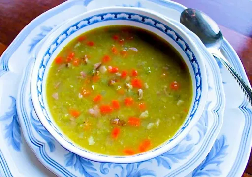 Receta de Sopa de arvejas con jamón