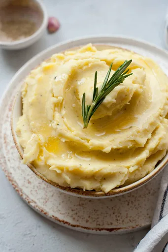 Cheddar mashed potatoes