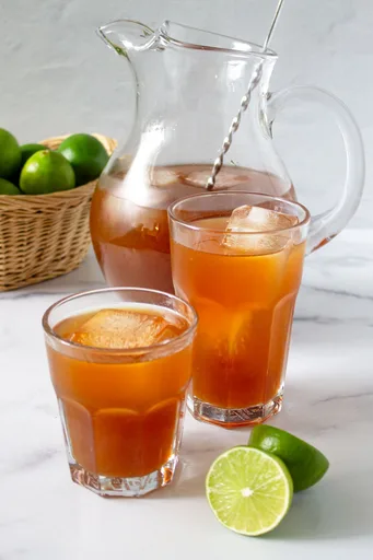 Papelón con Limón: The Venezuelan Limeade