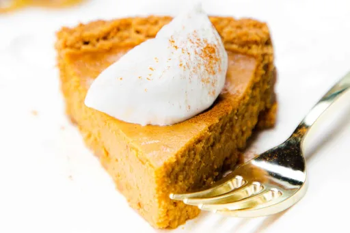 Pumpkin Pie with Graham Cracker Crust