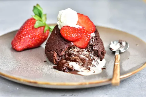 Chocolate lava cake