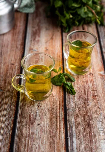 Nana Tea (Arabic Mint Tea)