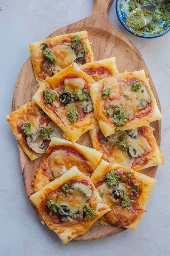 Bocaditos de pizza de hojaldre