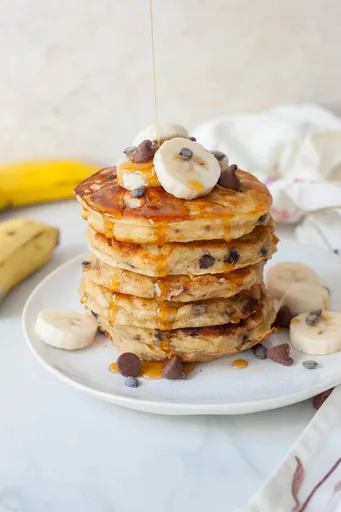 Banana Chocolate Chip Pancakes