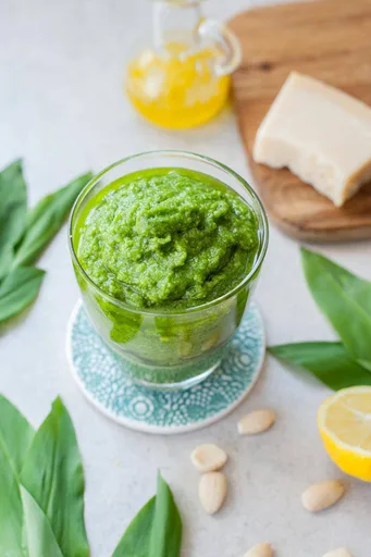 Pesto de ajo silvestre (pesto de rampas)