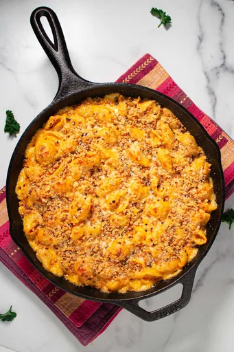Macarrones con queso horneados