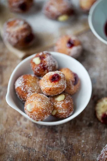 Donuts Italianos de Cereza (Bomboloni)