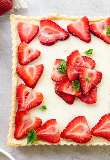 Italian Strawberry Mascarpone Tart