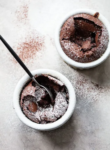 Flourless Chocolate Soufflé Cake