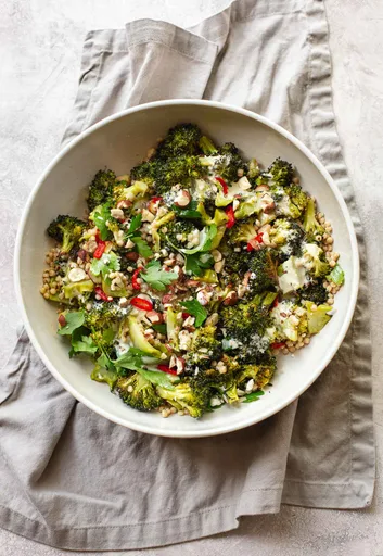 Ensalada de brócoli asado con cuscús
